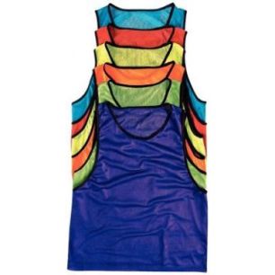 Achetez Lot de 6 Chasubles ajourées - Taille S -  Rouge 1503MJ ROUGE pas cher sur Ma Rentrée Scola..